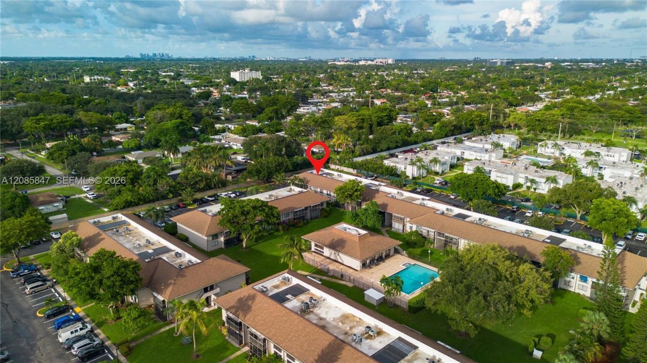 5767 Washington St, Unit F22, Hollywood, FL 33023 Photo