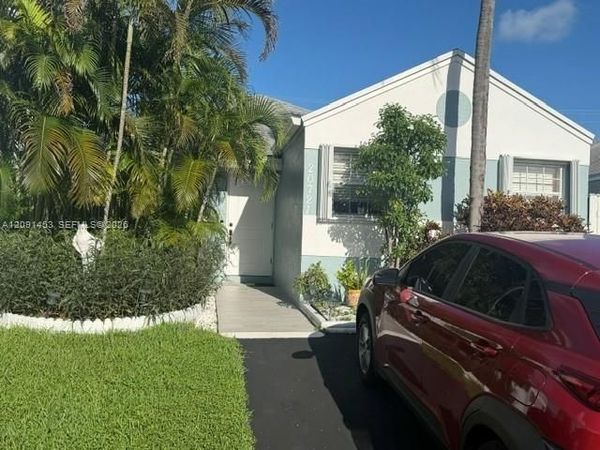20721 SW 103rd Ct , Cutler Bay, FL 33189