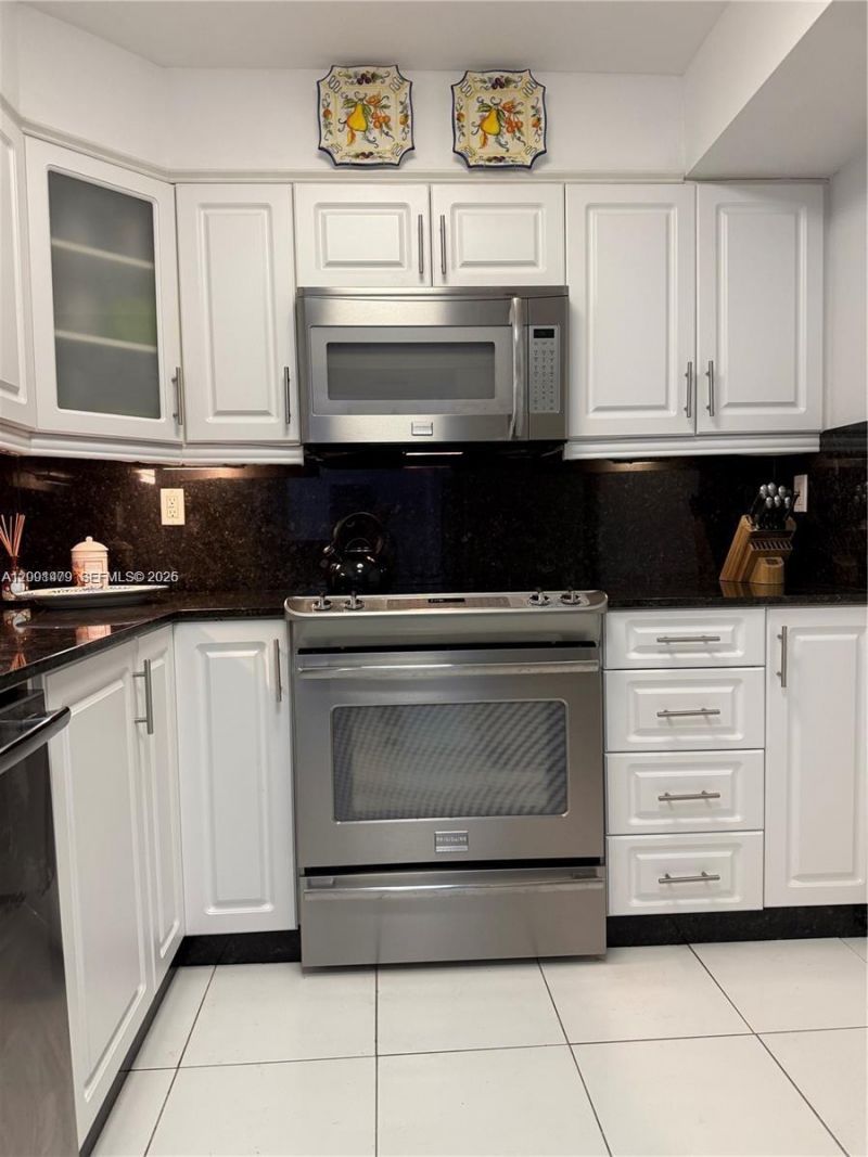 9511 Collins Ave , Unit 1208, Surfside, FL 33154 Photo