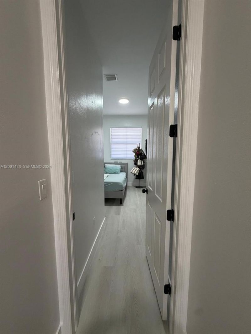 1022 NE 42nd Ter, Unit n/a, Homestead, FL 33033 Photo