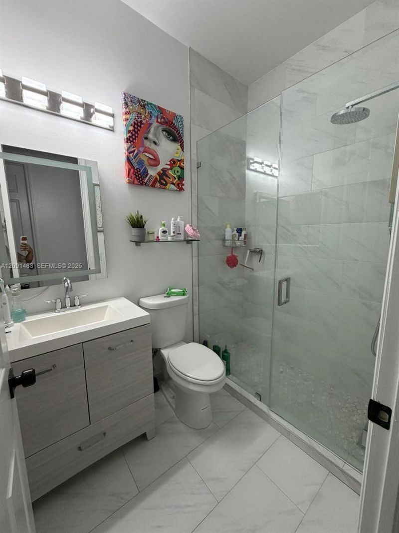 1022 NE 42nd Ter, Unit n/a, Homestead, FL 33033 Photo