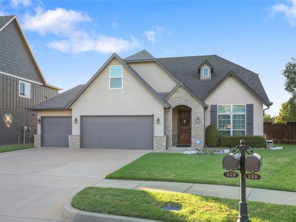 229 W 128th Place S, Jenks, OK 74037