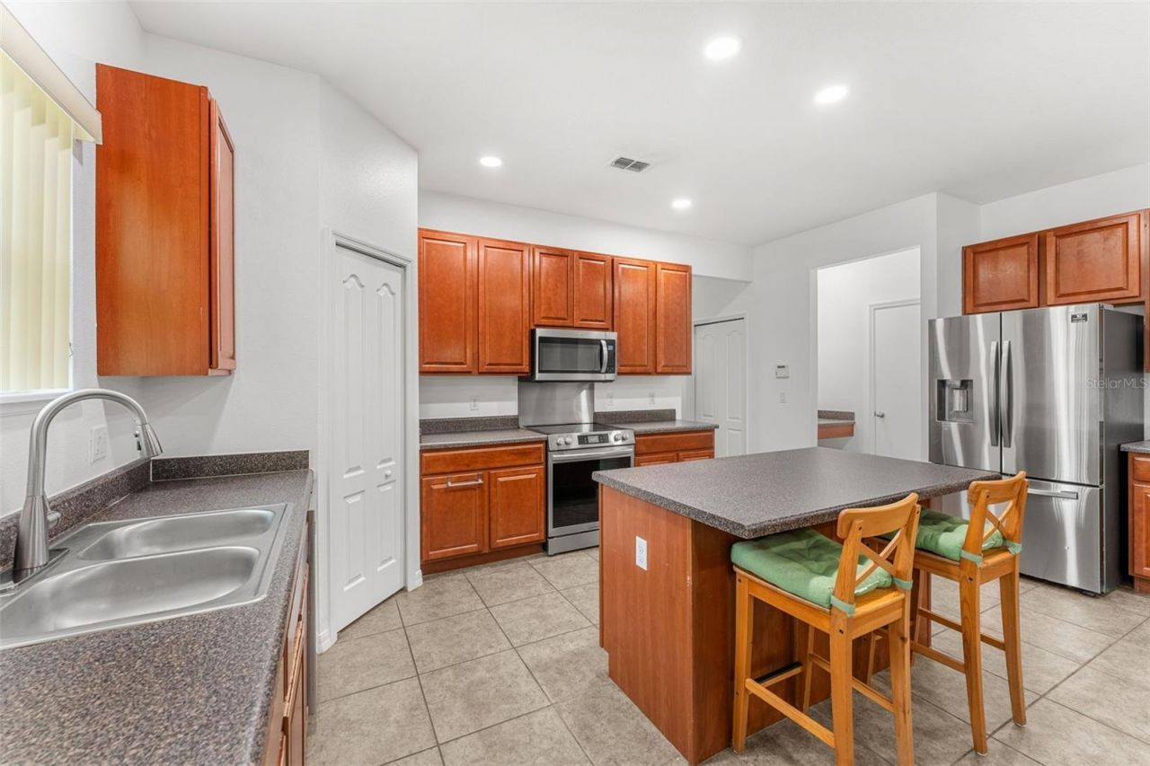 1586 Rosedowne Way , Apopka, FL 32703 Photo
