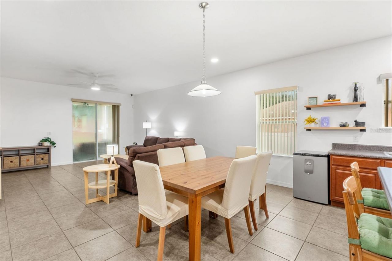 1586 Rosedowne Way , Apopka, FL 32703 Photo