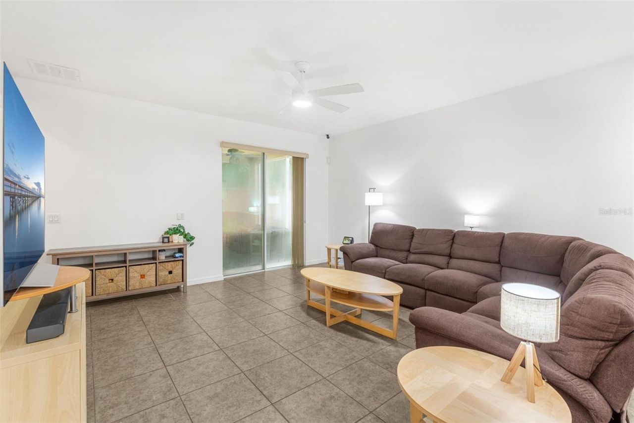 1586 Rosedowne Way , Apopka, FL 32703 Photo