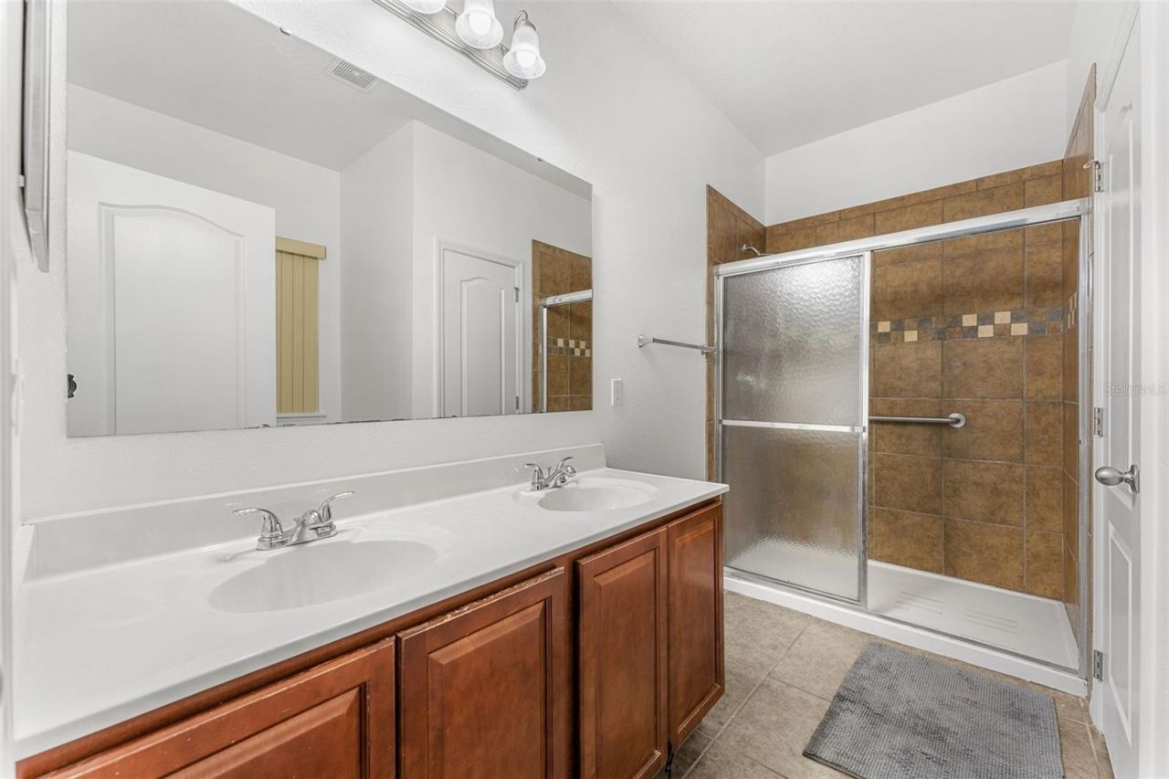 1586 Rosedowne Way , Apopka, FL 32703 Photo
