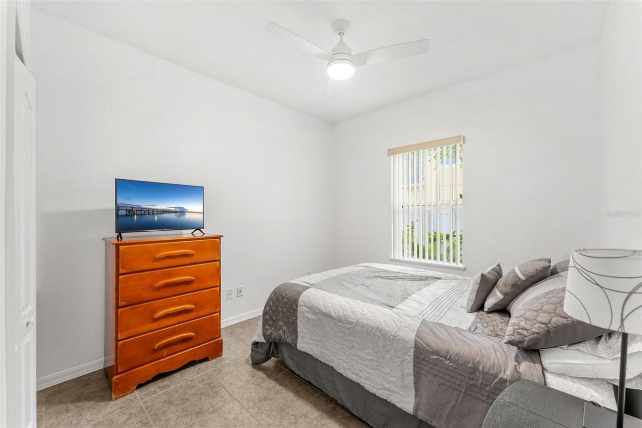 1586 Rosedowne Way , Apopka, FL 32703 Photo