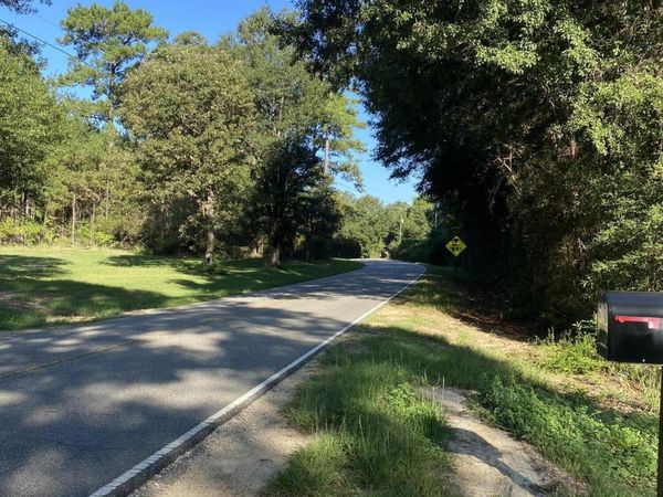 10 Mile Church Road, Perkinston, MS 39573