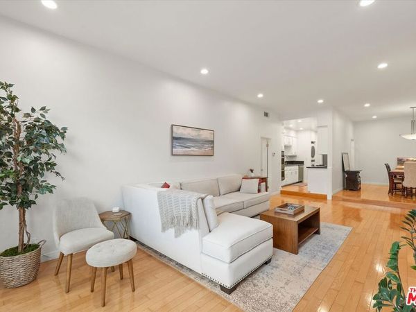 11947 Dorothy Street , Unit 203, Los Angeles, CA 90049