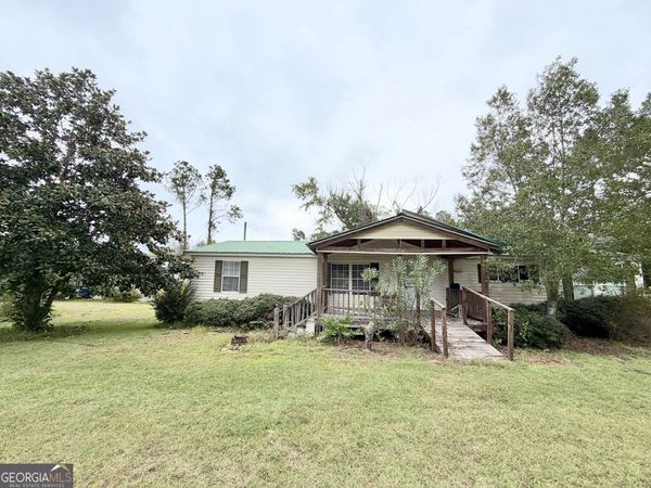 698 Pat Dixon Road, Hazlehurst, GA 31539