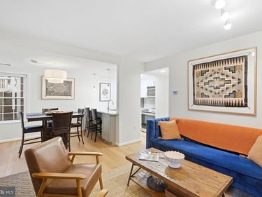 2813 S WOODROW STREET, Unit B, ARLINGTON, VA 22206