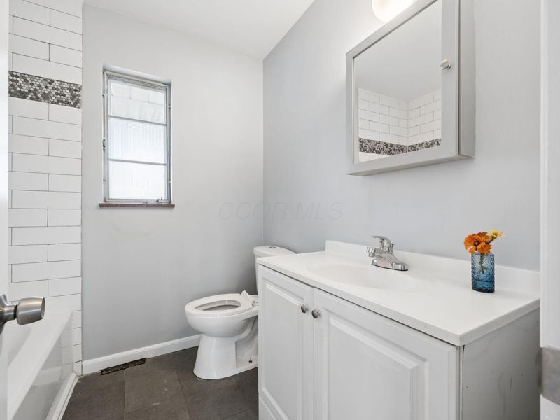47 Fernhill Avenue, Columbus, OH 43228 Photo 16