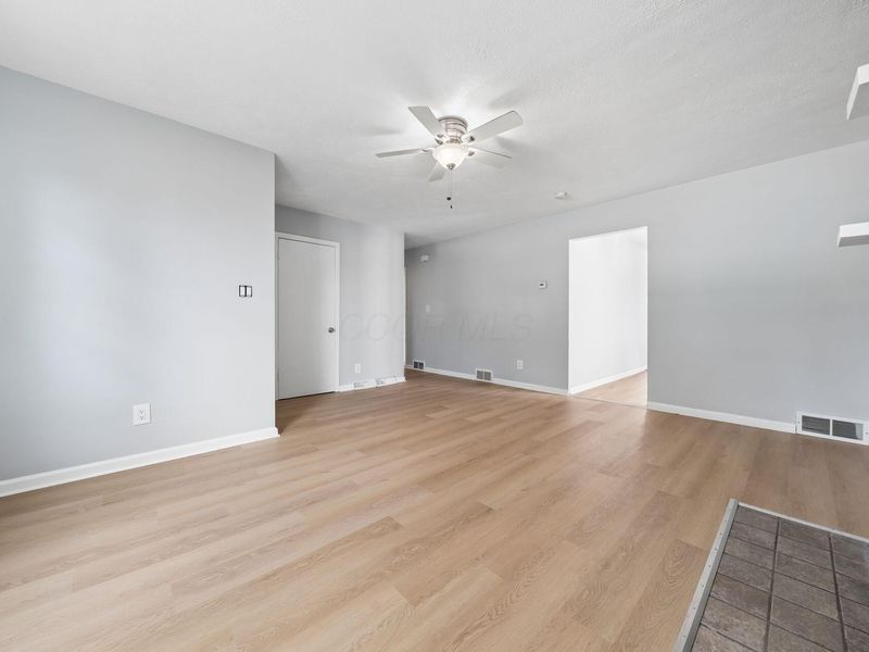 47 Fernhill Avenue, Columbus, OH 43228 Photo 5