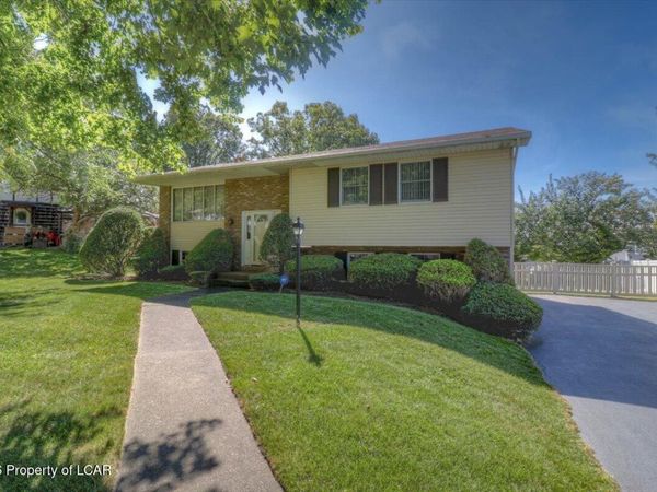 105 S Highland Drive, Pittston, PA 18640
