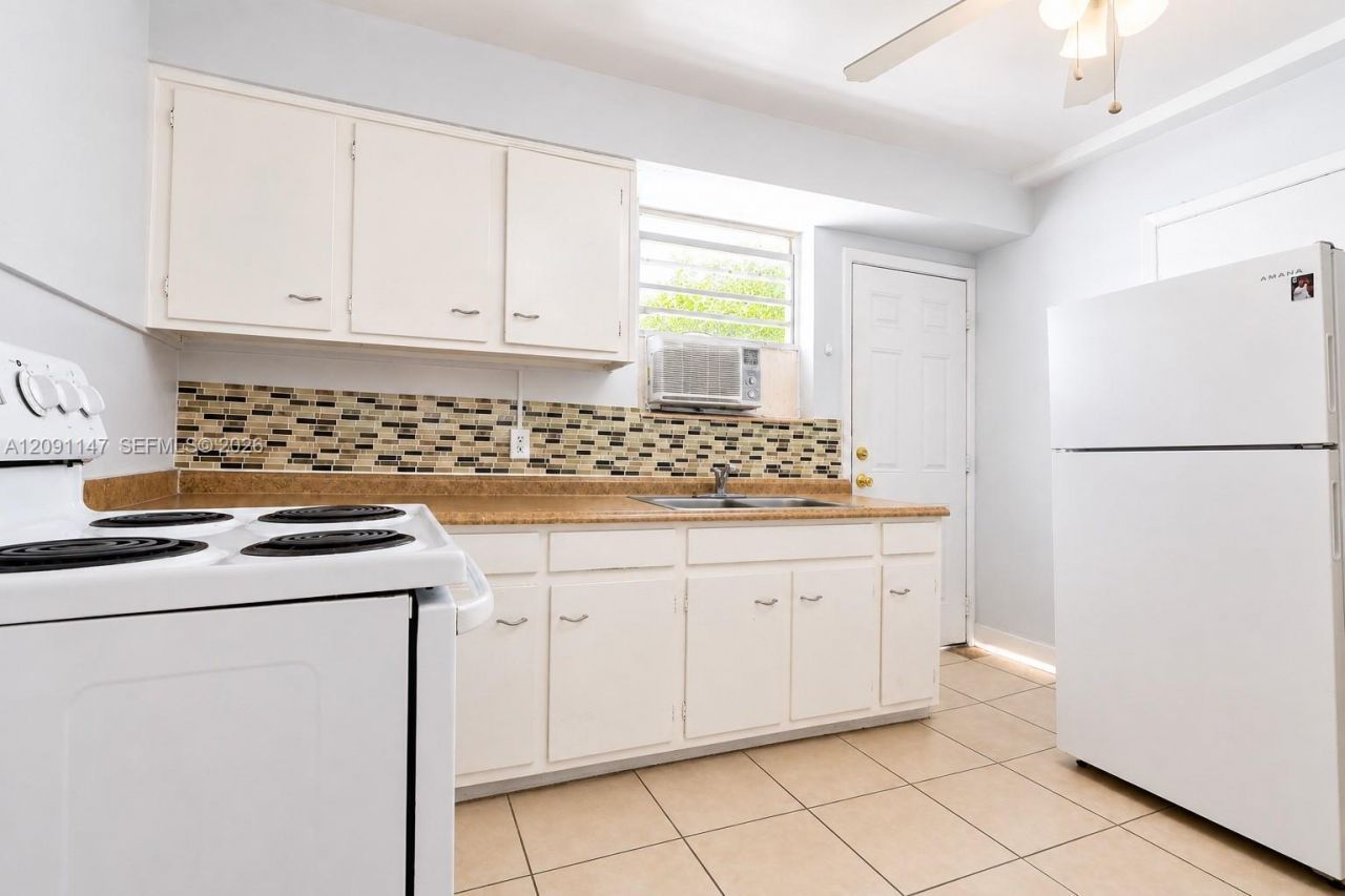 526 NW 44th Ave , Miami, FL 33126 Photo