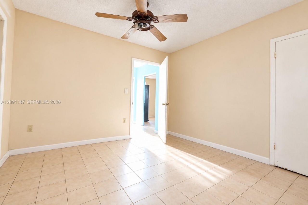 526 NW 44th Ave , Miami, FL 33126 Photo