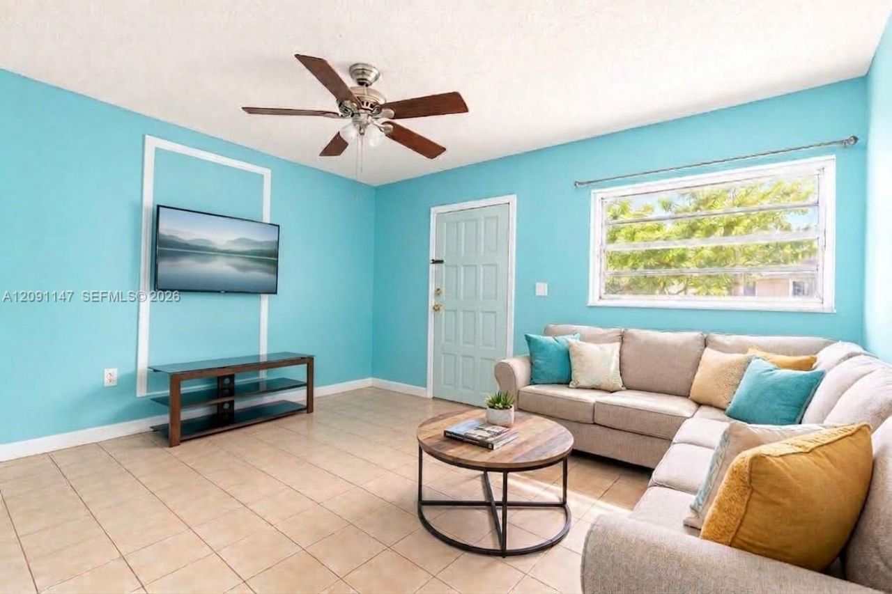 526 NW 44th Ave , Miami, FL 33126 Photo