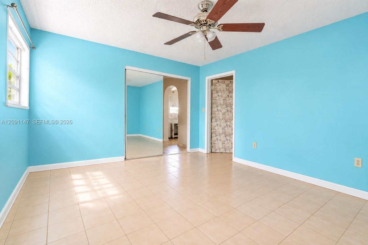526 NW 44th Ave , Miami, FL 33126 Photo
