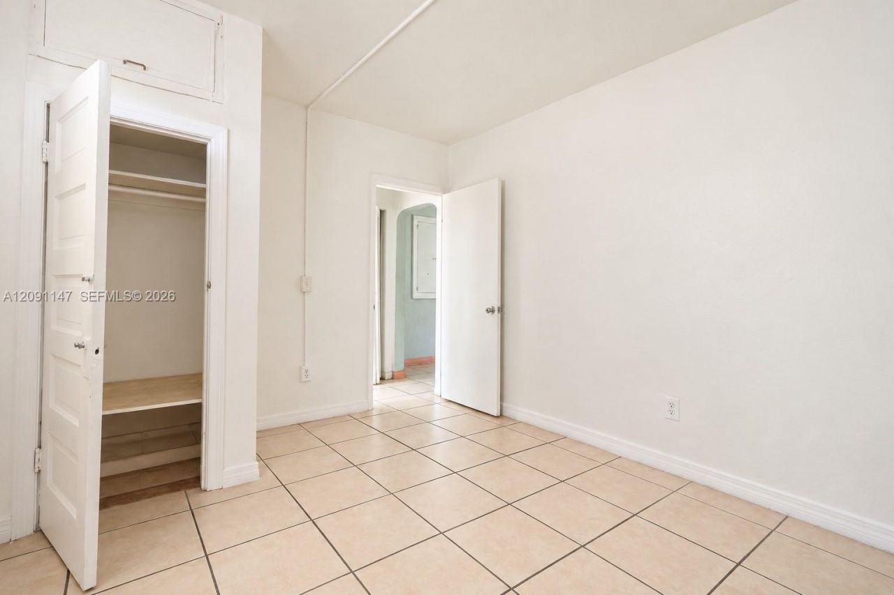 526 NW 44th Ave , Miami, FL 33126 Photo