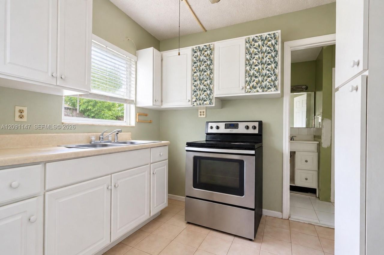 526 NW 44th Ave , Miami, FL 33126 Photo