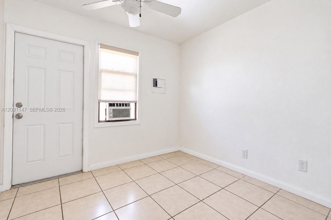 526 NW 44th Ave , Miami, FL 33126 Photo