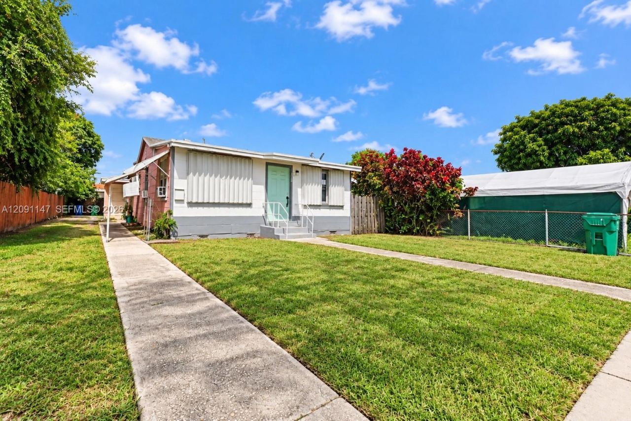 526 NW 44th Ave , Miami, FL 33126 Photo