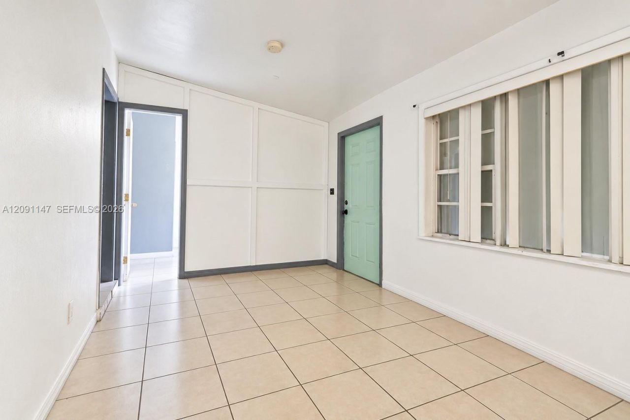 526 NW 44th Ave , Miami, FL 33126 Photo