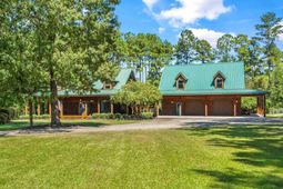 1084 Farnum Road photo 4