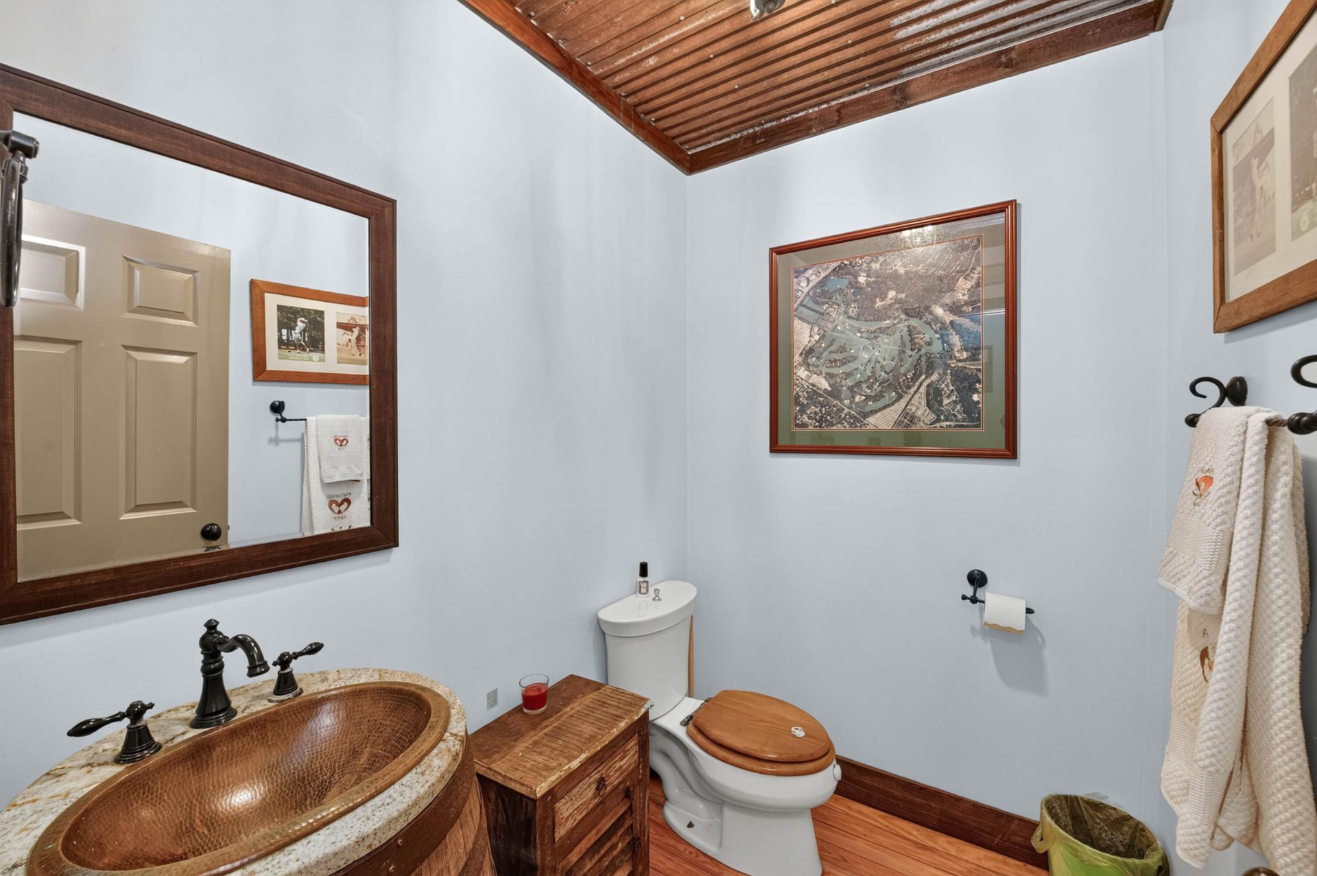 1084 Farnum Road Photo 39