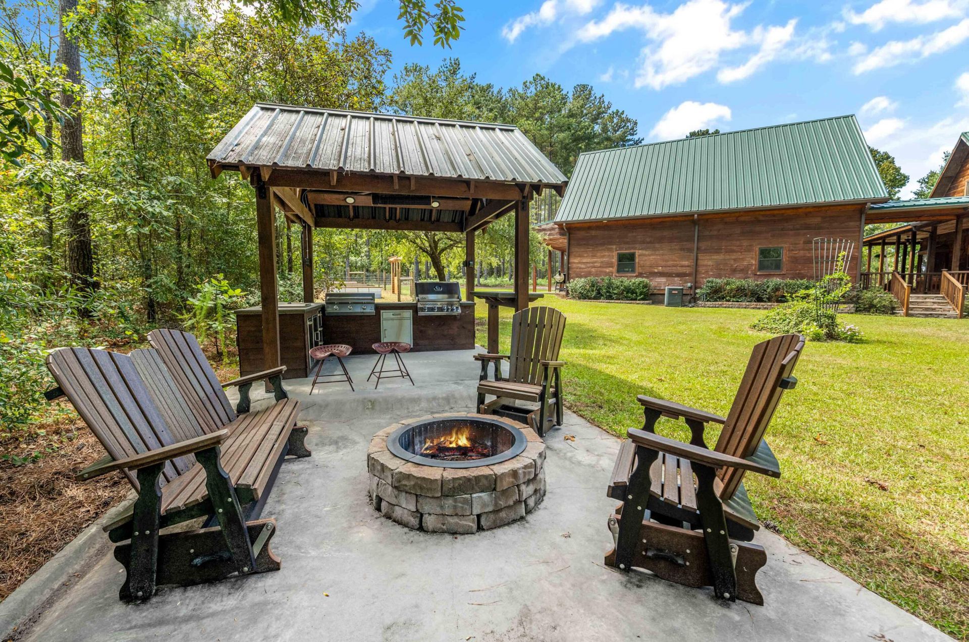 1084 Farnum Road Photo 61