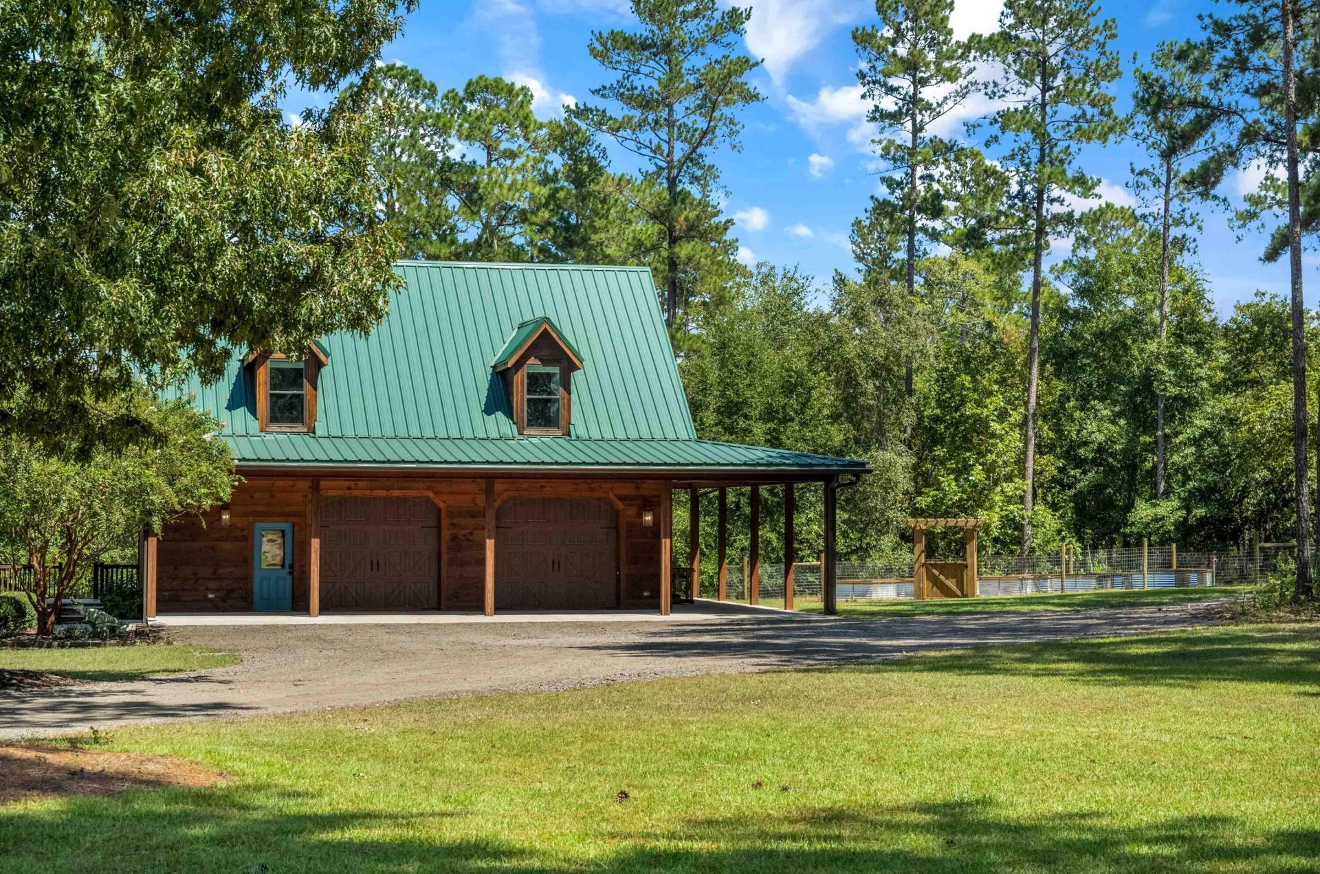 1084 Farnum Road Photo 65