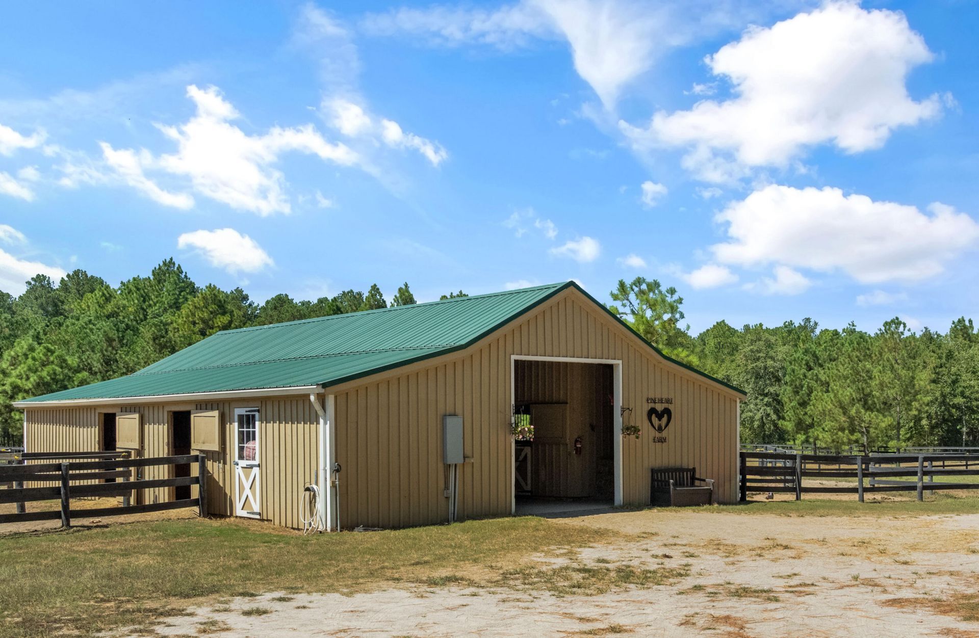 1084 Farnum Road Photo 87