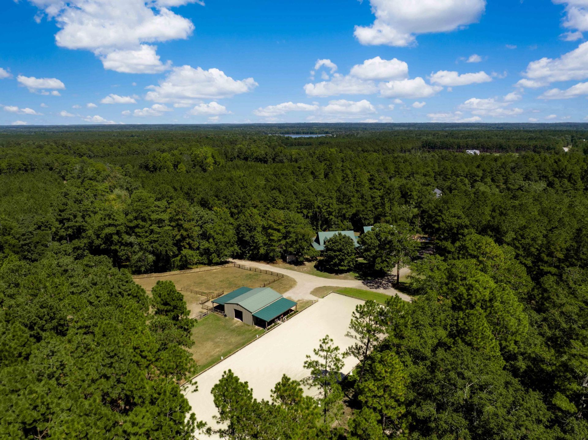 1084 Farnum Road Photo 95
