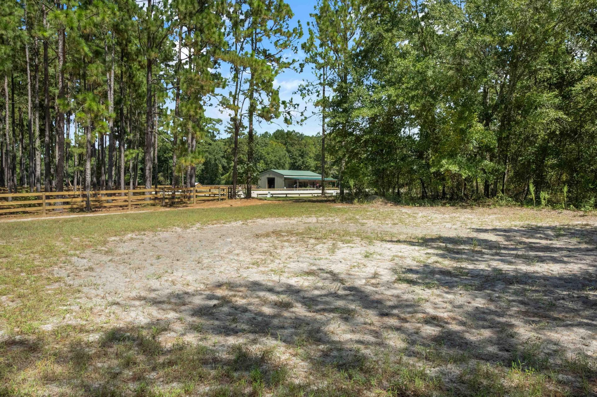 1084 Farnum Road Photo 98