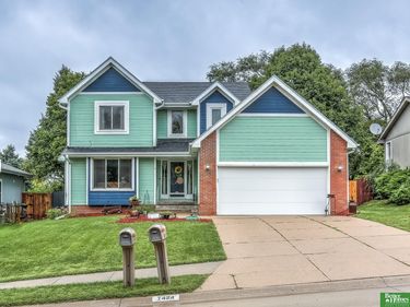 7424 Girard Street, Omaha, NE 68122
