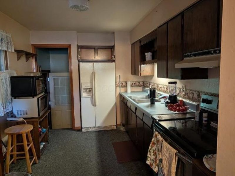 2657 East Drive, Marion, OH 43302 Photo 2