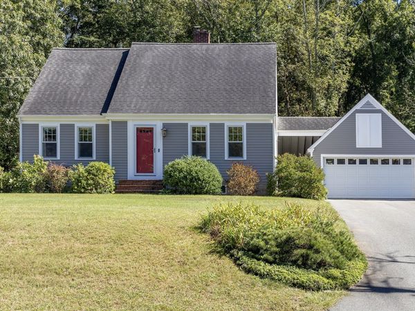 22 Forge Road, Freetown, MA 02702