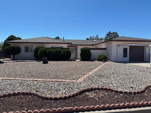 4108 Leon Grande Avenue SE, Rio Rancho, NM 87124