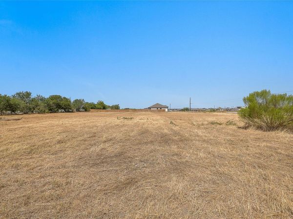 246 Twin Creeks CIR, Del Valle, TX 78617