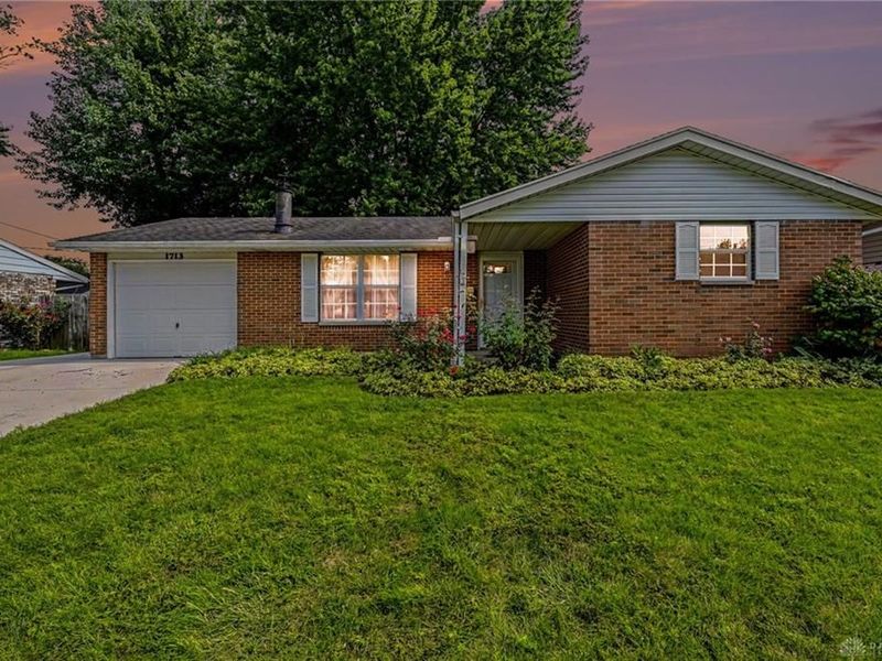 1713 Gayhart Drive, Xenia, OH 45385 Photo 1