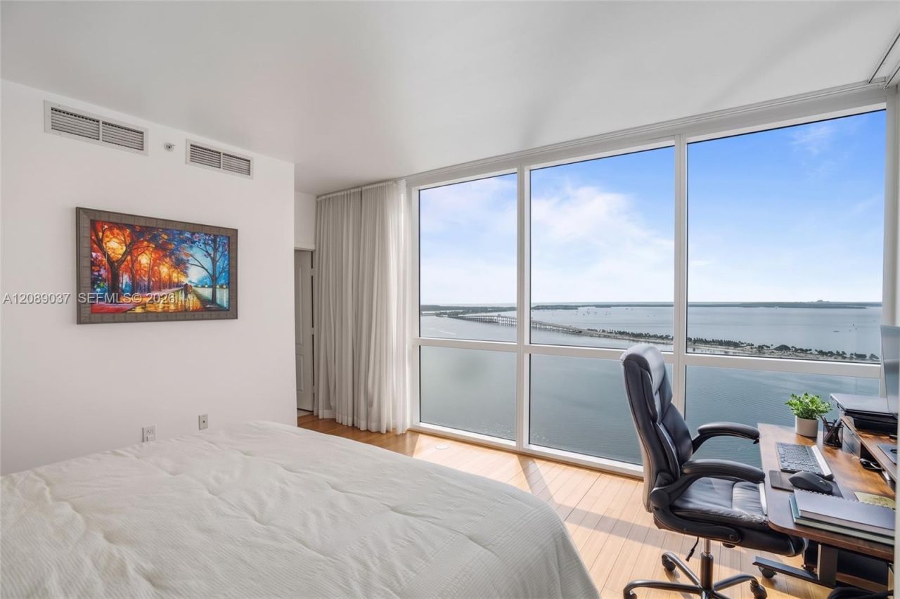 2101 Brickell Ave, Unit 3005, Miami, FL 33129 Photo