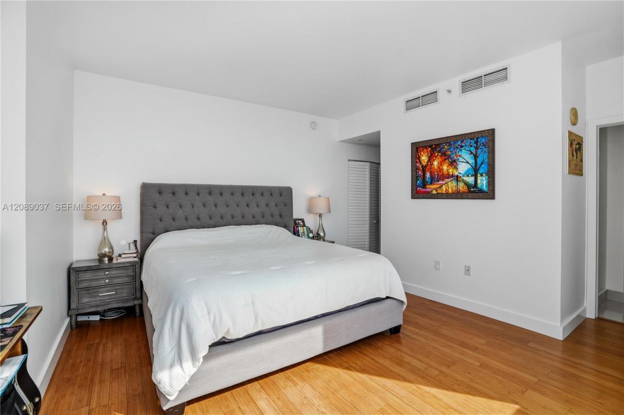 2101 Brickell Ave, Unit 3005, Miami, FL 33129 Photo
