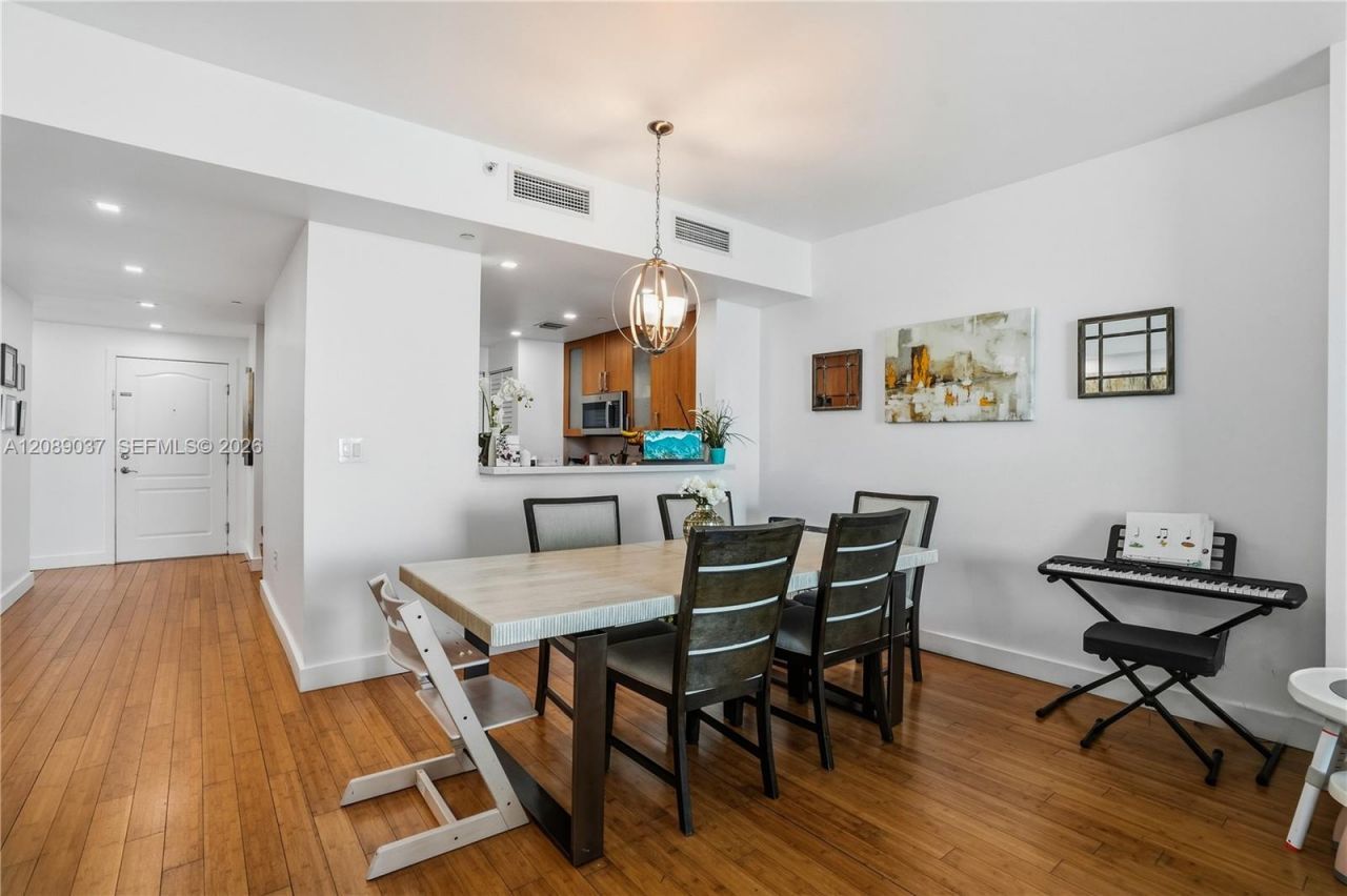 2101 Brickell Ave, Unit 3005, Miami, FL 33129 Photo