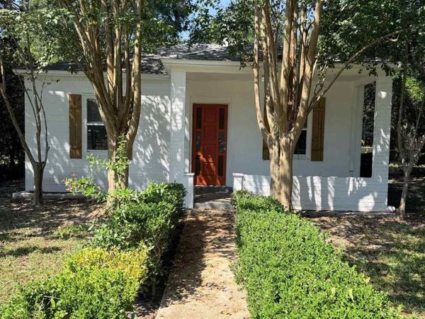 13 Lincoln Rd, Pensacola, FL 32507