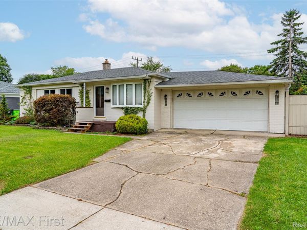 36361 Nitchun Street, Clinton Township, Mi 48035