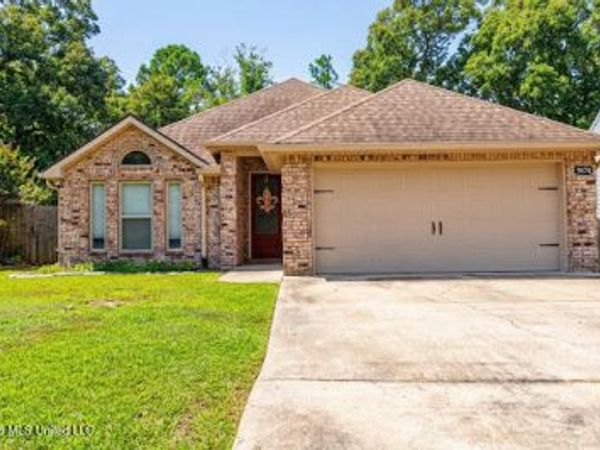 9870 Koloa Street, Diamondhead, MS 39525