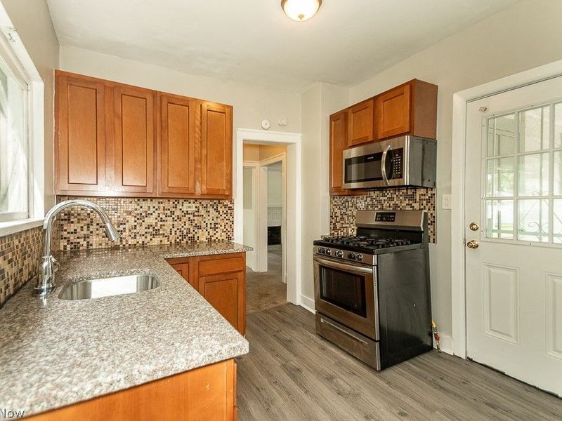 170 E 316th Street, Willowick, OH 44095 Photo 11