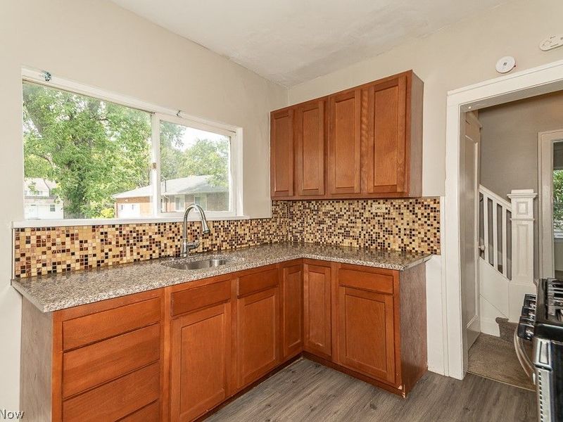 170 E 316th Street, Willowick, OH 44095 Photo 14
