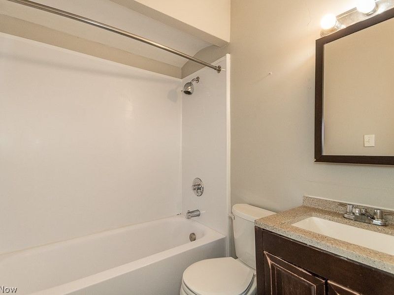 170 E 316th Street, Willowick, OH 44095 Photo 19
