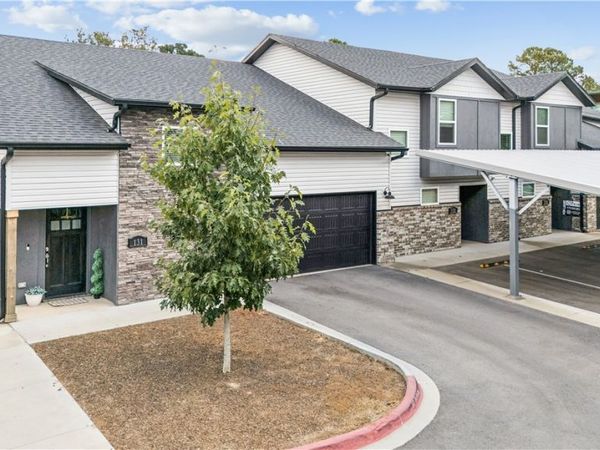 877 N Rupple Road, Unit 131, Fayetteville, AR 72704